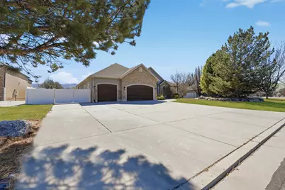 587 W Cephus Rd S, Draper, UT 84020 - Photo 1