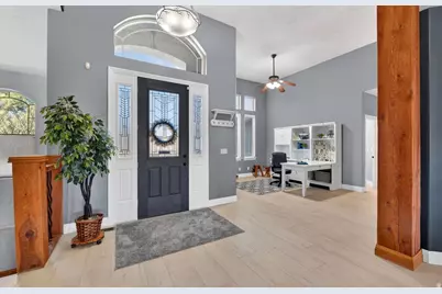 587 W Cephus Rd S, Draper, UT 84020 - Photo 3