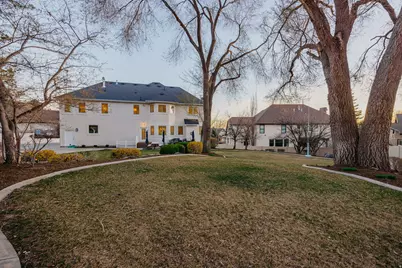 342 W Millcreek Rd, Pleasant Grove, UT 84062 - Photo 5