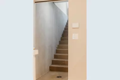 342 W Millcreek Rd, Pleasant Grove, UT 84062 - Photo 83