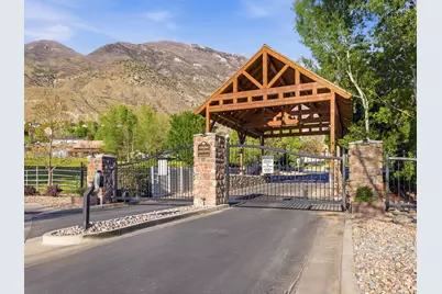 342 W Millcreek Rd, Pleasant Grove, UT 84062 - Photo 51