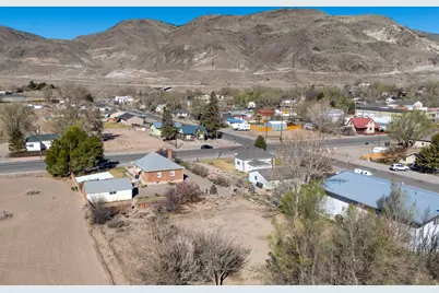 125 S Center St, Elsinore, UT 84724 - Photo 15