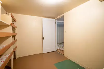 125 S Center St, Elsinore, UT 84724 - Photo 41