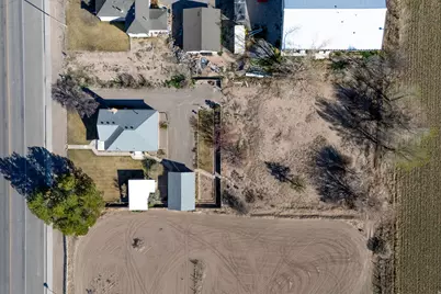 125 S Center St, Elsinore, UT 84724 - Photo 9