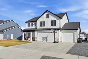 531 E 600 S, Hyrum, UT 84319 - Photo 21