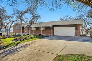 413 S Stirling Dr, Fruit Heights, UT 84037 - Photo 1