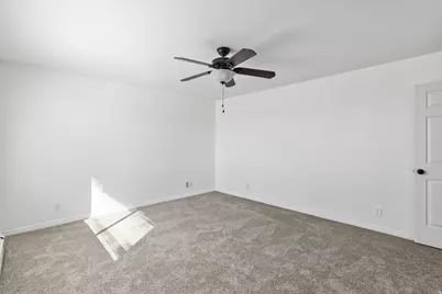 307 S 400 E, Hyde Park, UT 84318 - Photo 17