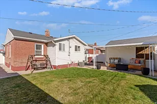 5874 S 2625 W, Roy, UT 84067 - Photo 27