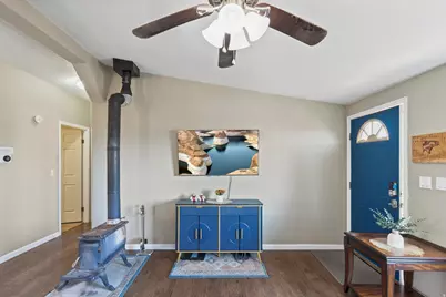 200 N Ethan Allen, Big Water, UT 84741 - Photo 29