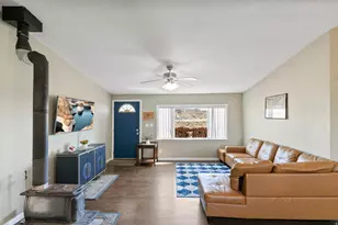 200 N Ethan Allen, Big Water, UT 84741 - Photo 7