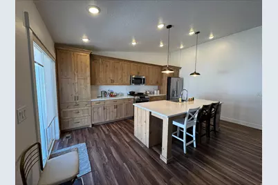 694 W Jedediah Way S, Grantsville, UT 84029 - Photo 5