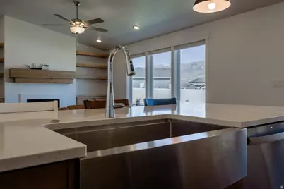 694 W Jedediah Way S, Grantsville, UT 84029 - Photo 11