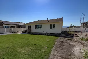 694 W Jedediah Way S, Grantsville, UT 84029 - Photo 21