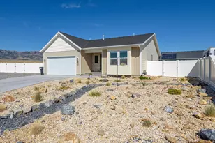 694 W Jedediah Way S, Grantsville, UT 84029 - Photo 3
