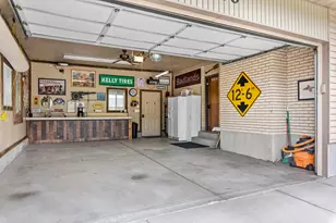 835 E Canyon Breeze Ln, Draper, UT 84020 - Photo 17