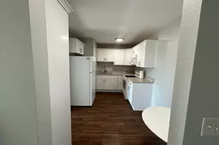 330 E 700 S, Salt Lake City, UT 84111 - Photo 3
