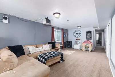 2579 W 3900 S, Roy, UT 84067 - Photo 27