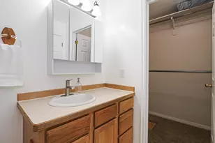 2087 E Weeping Willow Way S, Eagle Mountain, UT 84005 - Photo 29