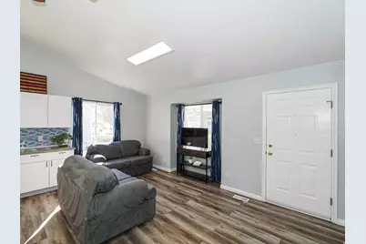 2087 E Weeping Willow Way S, Eagle Mountain, UT 84005 - Photo 11