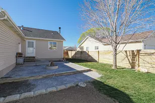 2087 E Weeping Willow Way S, Eagle Mountain, UT 84005 - Photo 5