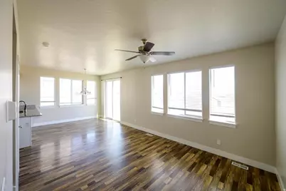 8078 N Clydesdale Dr, Eagle Mountain, UT 84005 - Photo 5