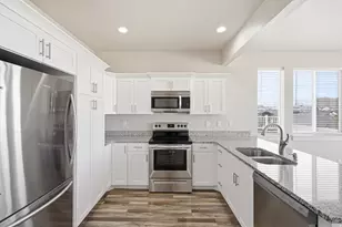8078 N Clydesdale Dr, Eagle Mountain, UT 84005 - Photo 9