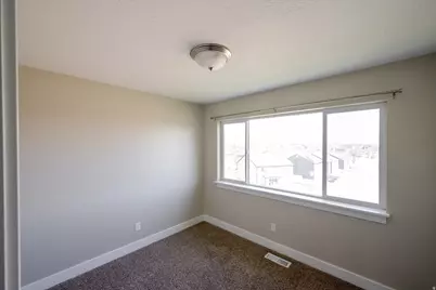 8078 N Clydesdale Dr, Eagle Mountain, UT 84005 - Photo 9