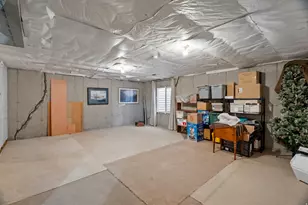 8332 S Saddle Oaks Ct, West Jordan, UT 84081 - Photo 23