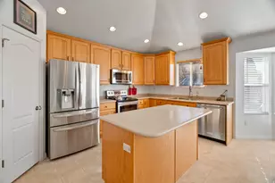 8332 S Saddle Oaks Ct, West Jordan, UT 84081 - Photo 7