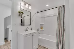 90 E Craner Peak Dr, Eagle Mountain, UT 84005 - Photo 29