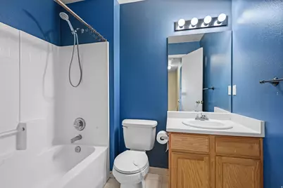 2188 W 2220 N, Clinton, UT 84015 - Photo 27