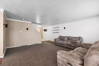 2188 W 2220 N, Clinton, UT 84015 - Photo 9