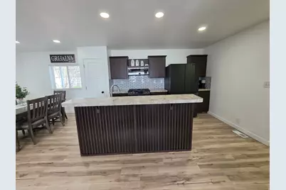 215 N Engstrom W, Layton, UT 84041 - Photo 7