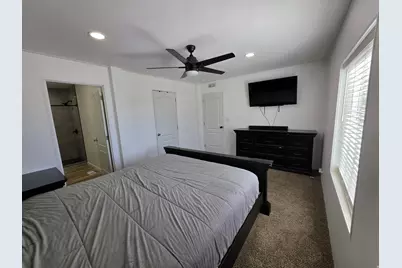 215 N Engstrom W, Layton, UT 84041 - Photo 21