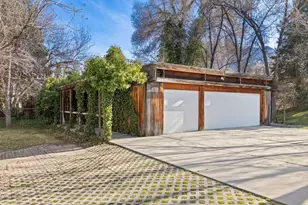 6019 S 2180 E, Holladay, UT 84121 - Photo 1