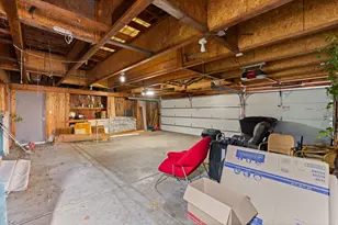 6019 S 2180 E, Holladay, UT 84121 - Photo 23