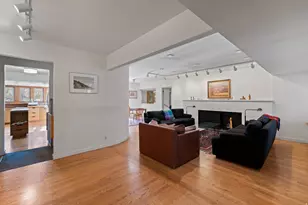 6019 S 2180 E, Holladay, UT 84121 - Photo 9