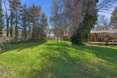 6019 S 2180 E, Holladay, UT 84121 - Photo 7