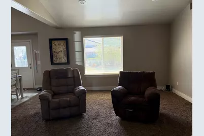 640 E 600 N, Roosevelt, UT 84066 - Photo 3