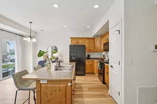 276 S 810 W, Pleasant Grove, UT 84062 - Photo 9