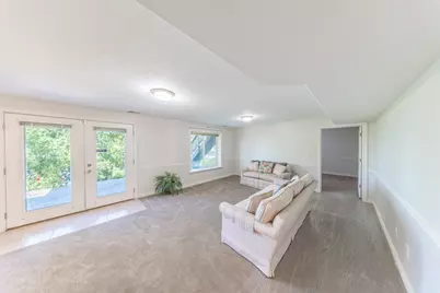 144 S Bountiful Blvd E, Bountiful, UT 84010 - Photo 25