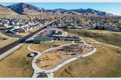 936 N 580 E, Tooele, UT 84074 - Photo 25