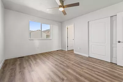 936 N 580 E, Tooele, UT 84074 - Photo 15