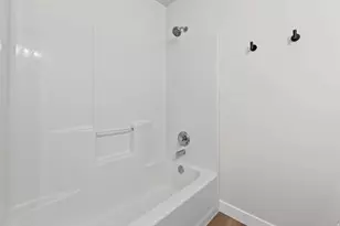 936 N 580 E, Tooele, UT 84074 - Photo 13