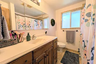 211 E 1st N, Preston, ID 83263 - Photo 7