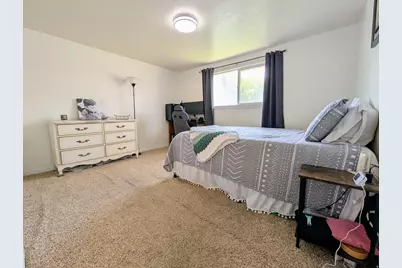 211 E 1st N, Preston, ID 83263 - Photo 5