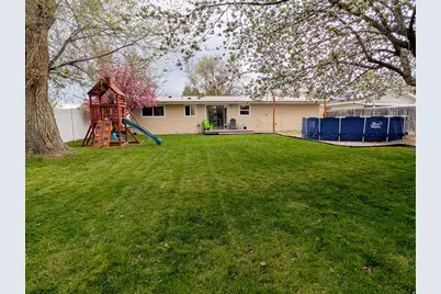 211 E 1st N, Preston, ID 83263 - Photo 13