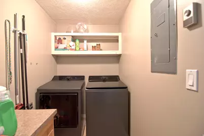 211 E 1st N, Preston, ID 83263 - Photo 11