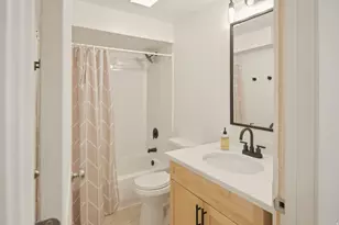 1711 E Shadow Dr, Eagle Mountain, UT 84005 - Photo 3