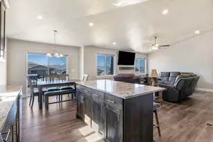 358 S Canyon Overlook Dr, Tooele, UT 84074 - Photo 11